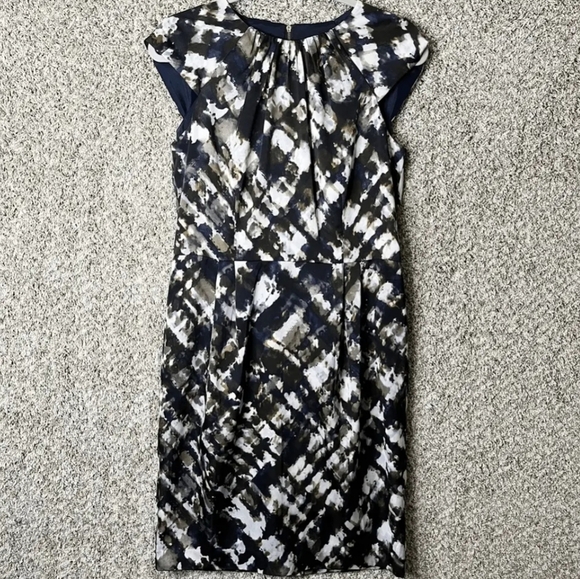 Silky Abstract Water Color Print Cocktail Dress Size 8P Ann Taylor- Party Dress - Picture 10 of 11